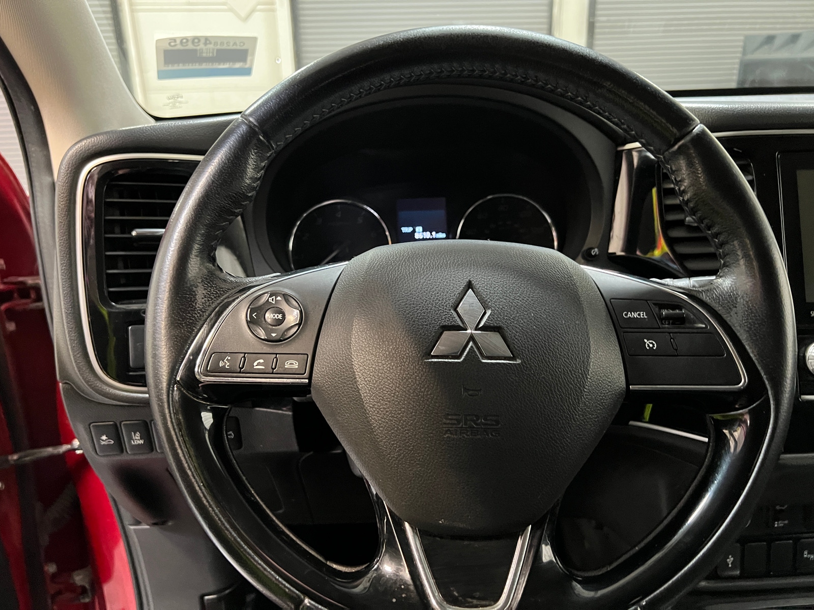 Thumbnail: 2020 Mitsubishi Outlander - 4