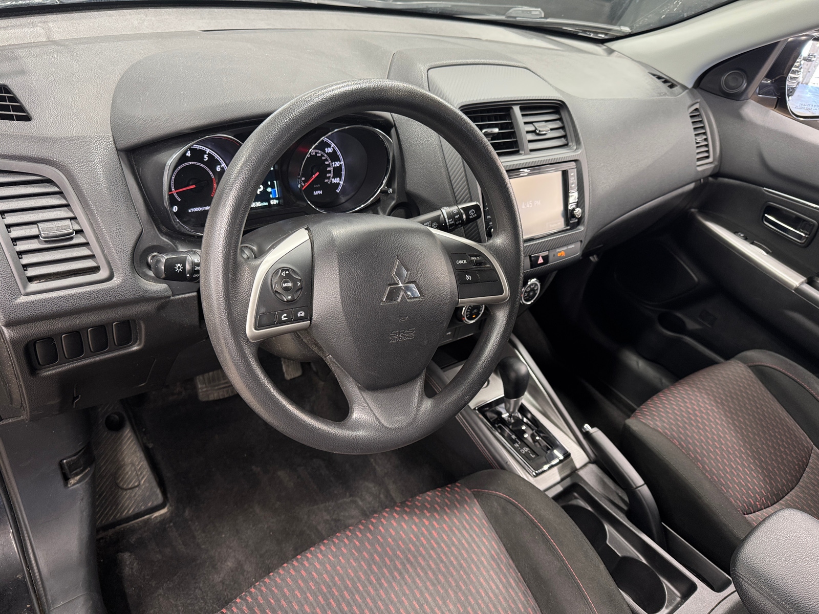 Thumbnail: 2019 Mitsubishi Outlander Sport - 3