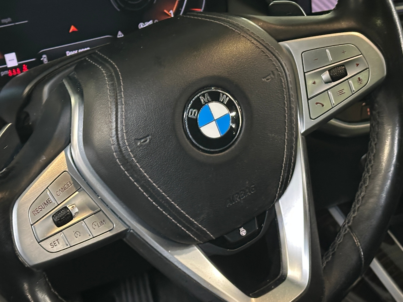 Thumbnail: 2019 BMW X7 - 4