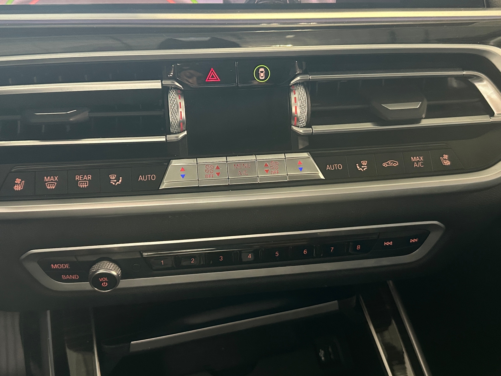 Thumbnail: 2019 BMW X7 - 3