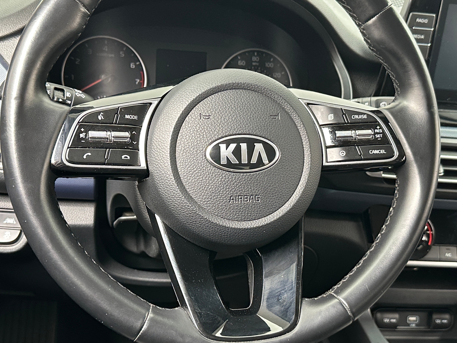 Thumbnail: 2021 Kia Seltos - 4