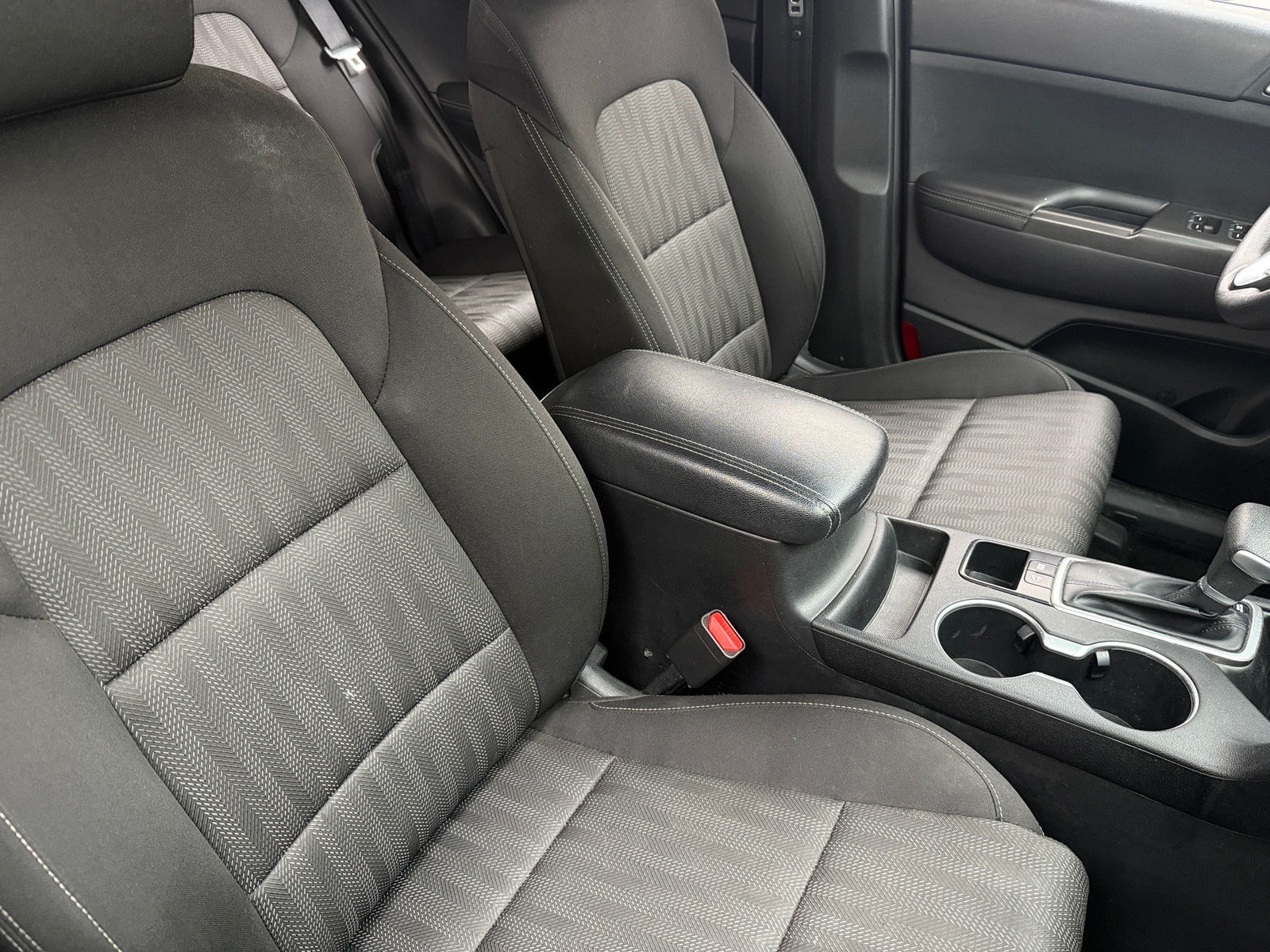 Thumbnail: 2019 Kia Sportage - 2