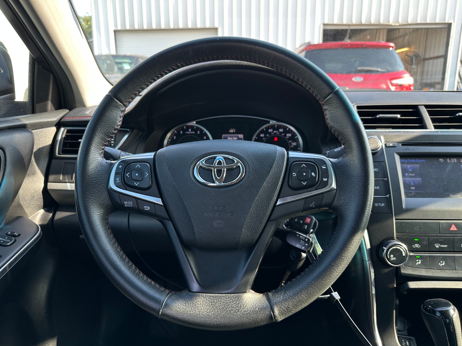 Thumbnail: 2017 Toyota Camry - 5
