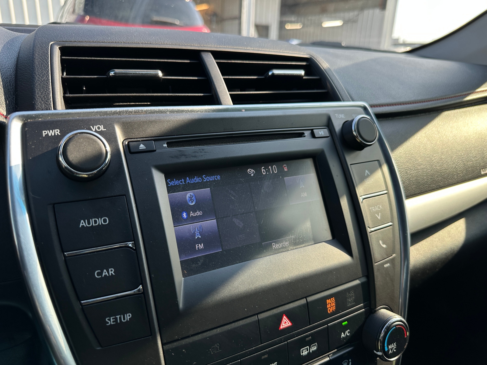 Thumbnail: 2017 Toyota Camry - 4