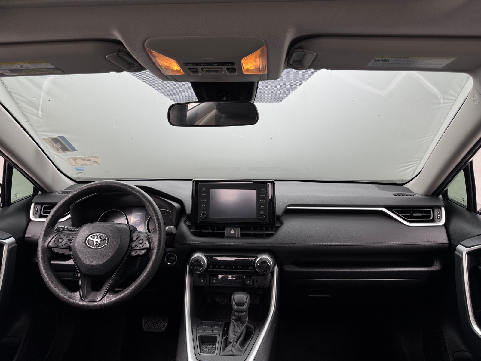 Thumbnail: 2019 Toyota RAV4 - 3