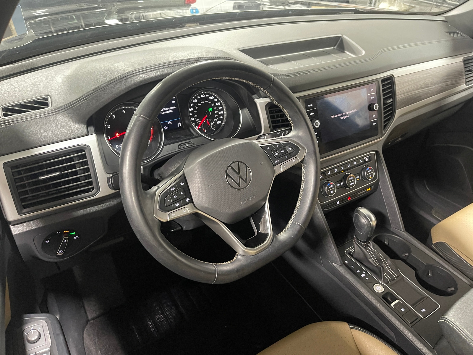 Thumbnail: 2021 Volkswagen Atlas - 2