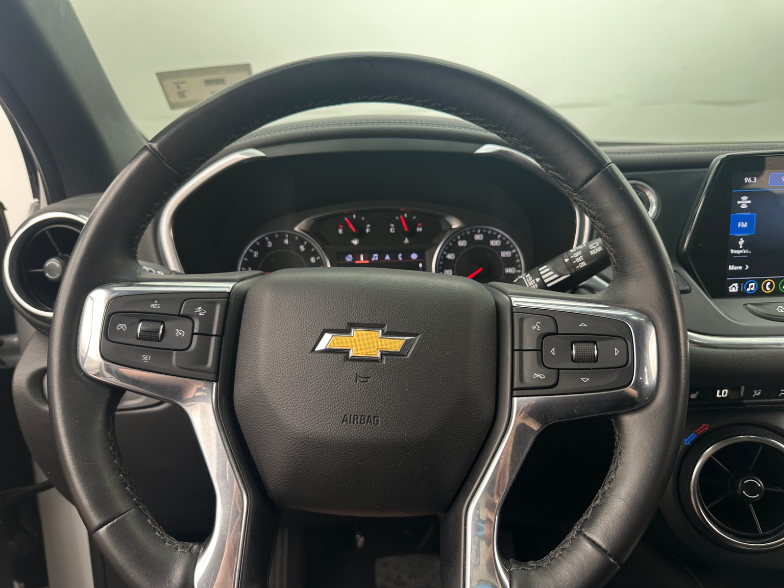 Thumbnail: 2022 Chevrolet Blazer - 4