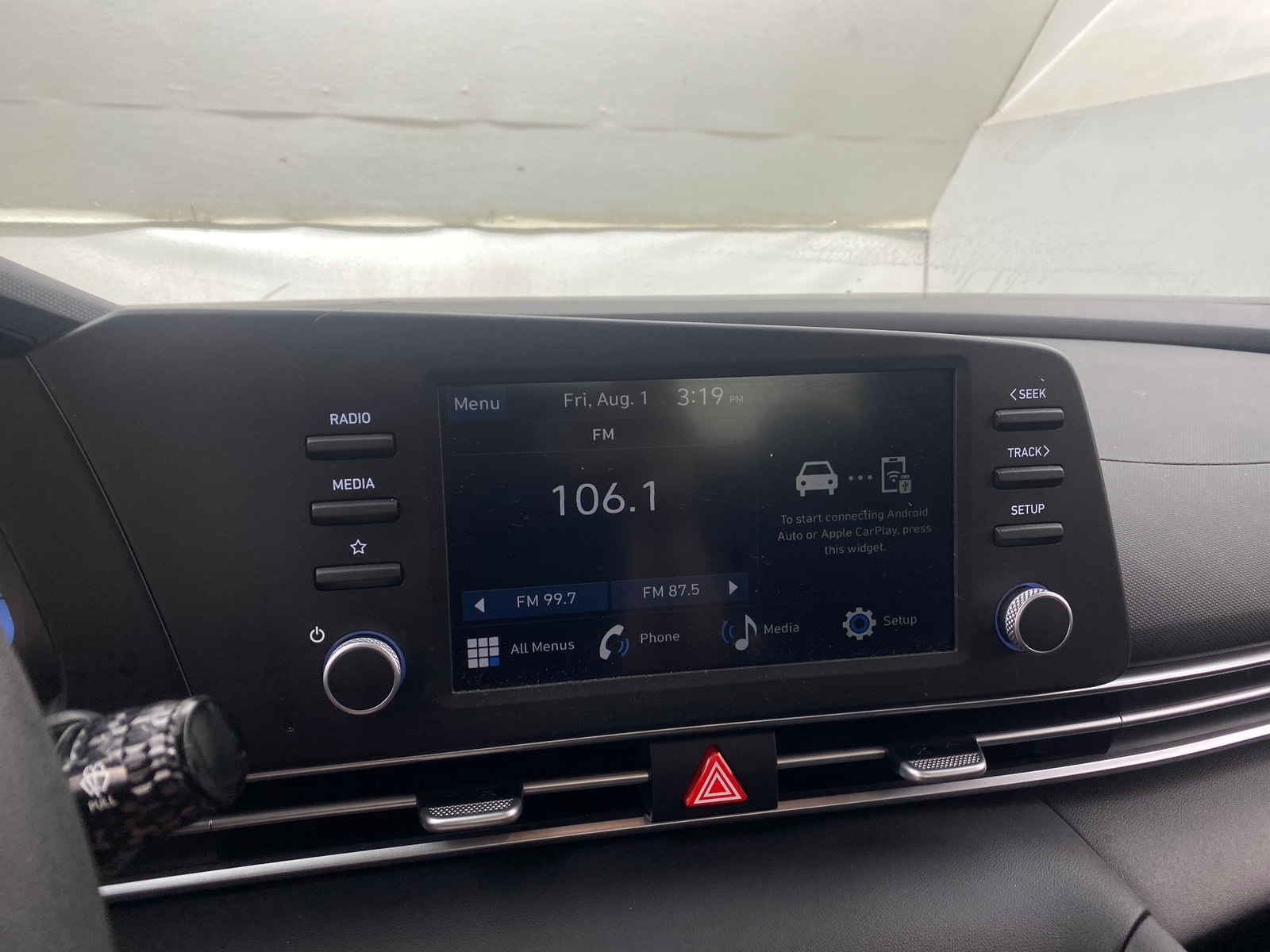 Thumbnail: 2025 Hyundai Elantra - 4