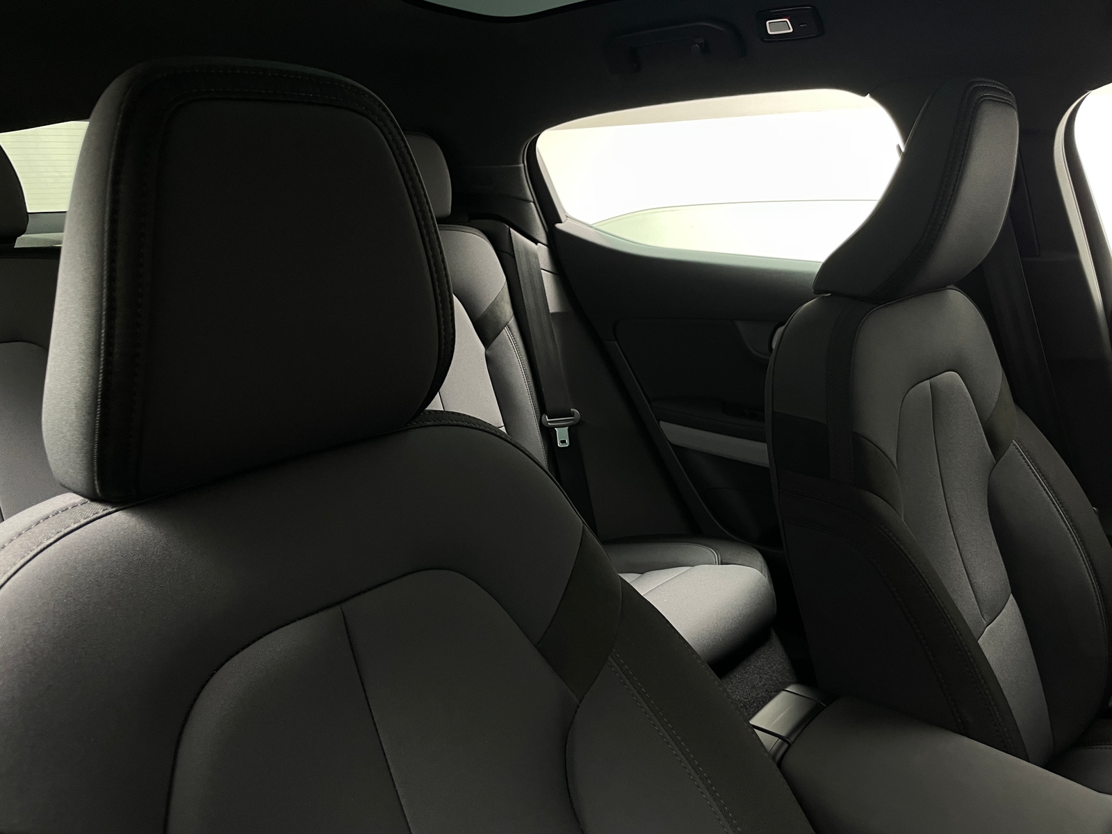 Thumbnail: 2022 Polestar 2 - 2