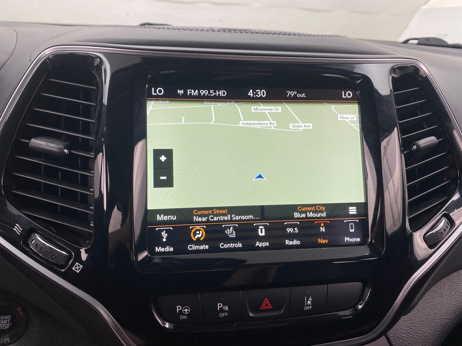 Thumbnail: 2019 Jeep Cherokee - 3