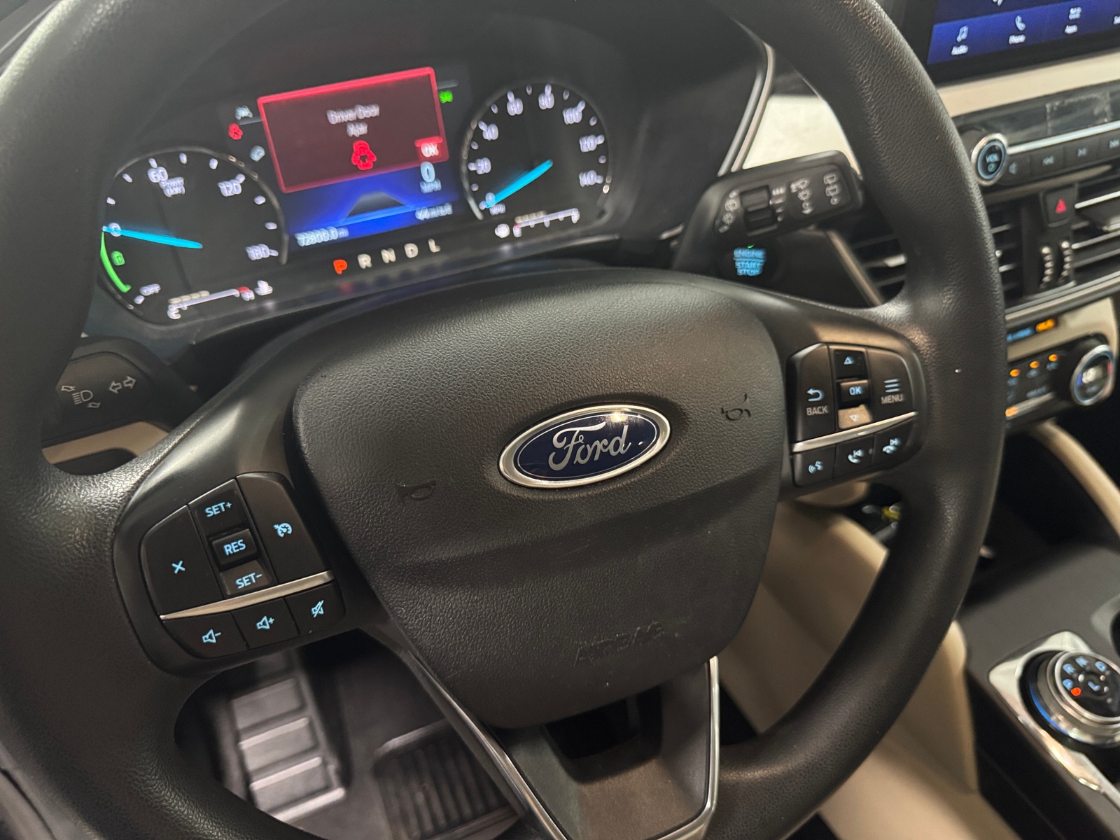 Thumbnail: 2021 Ford Escape - 5