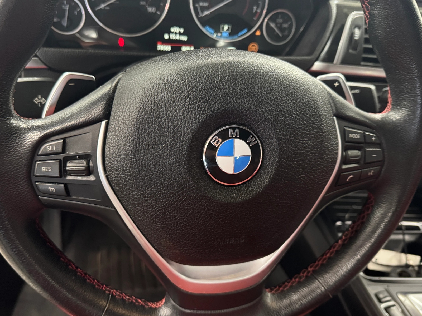 Thumbnail: 2018 BMW 3 Series - 4