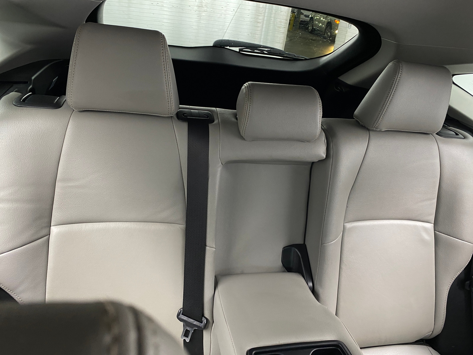 Thumbnail: 2021 Toyota Venza - 6