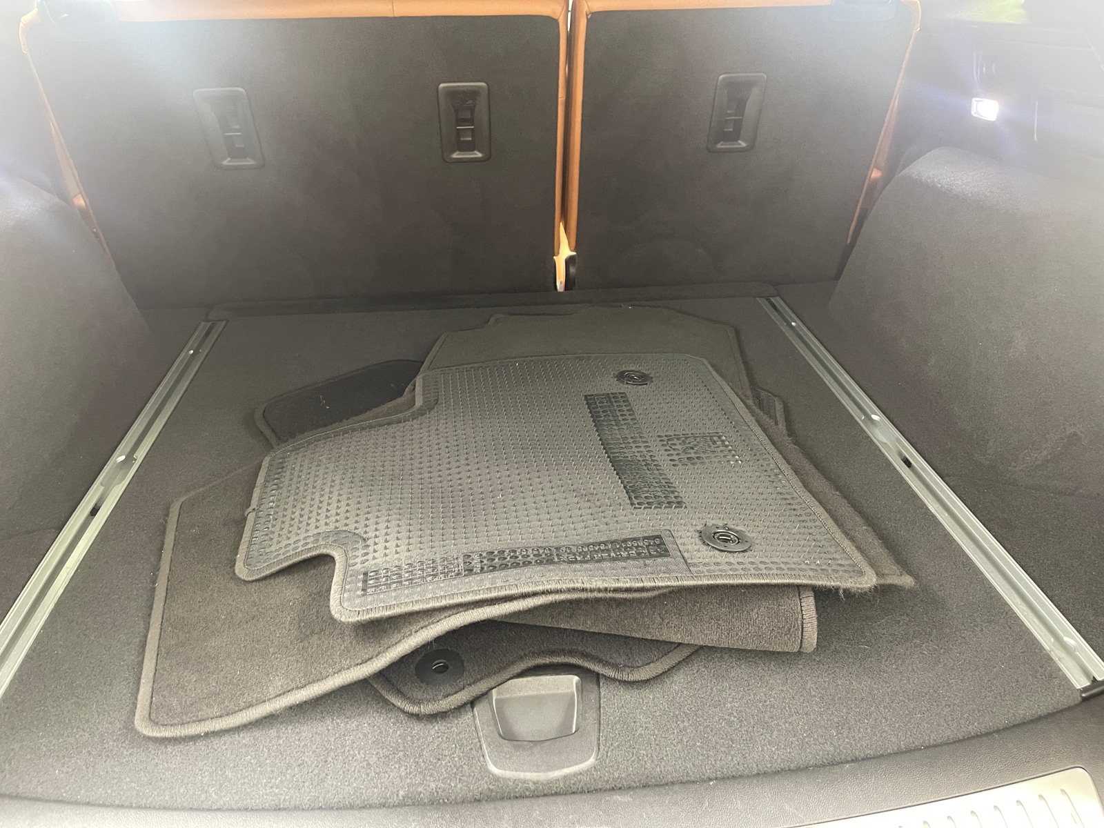 Thumbnail: 2020 Cadillac XT5 - 6