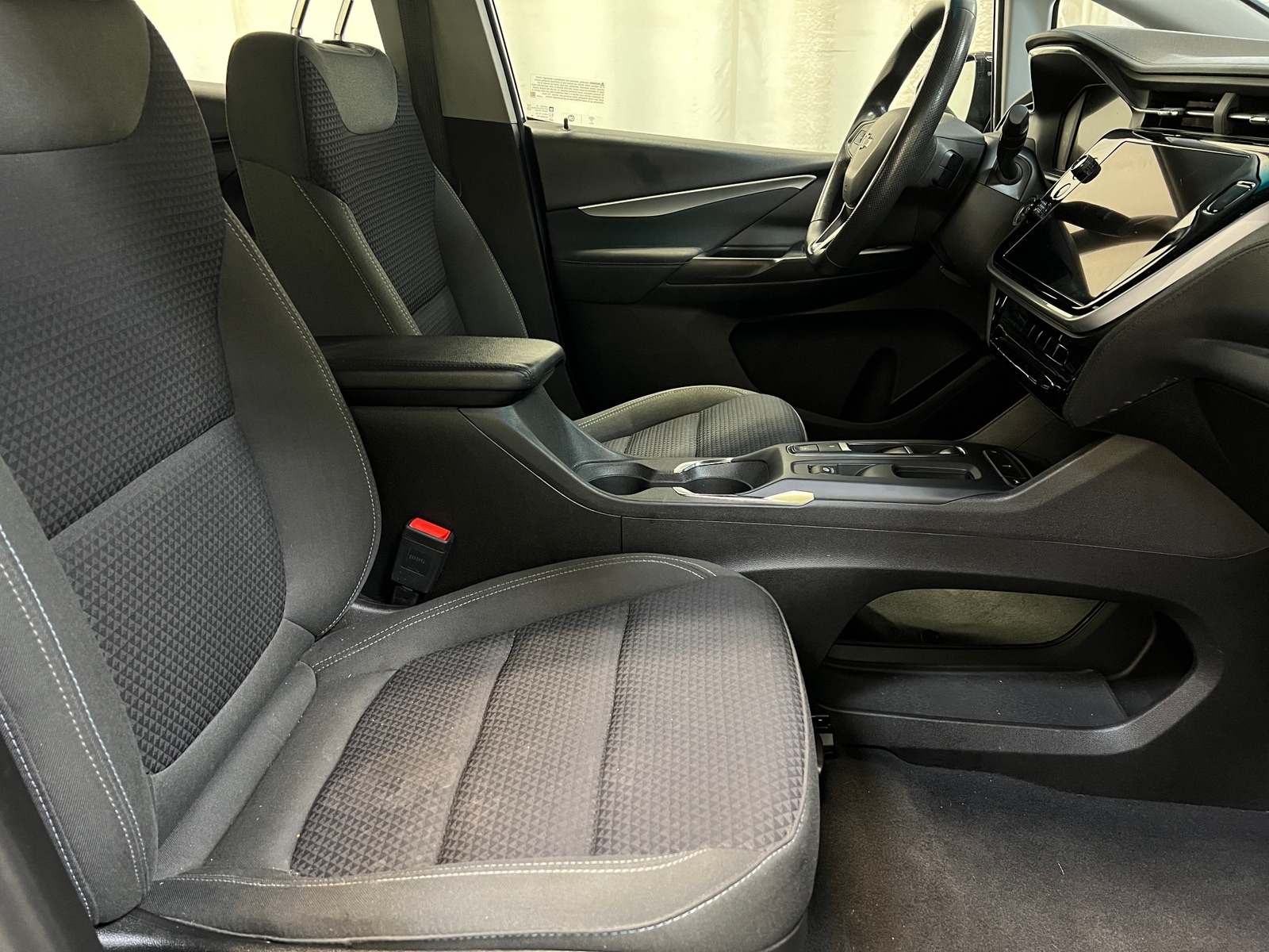 Thumbnail: 2023 Chevrolet Bolt EV - 2
