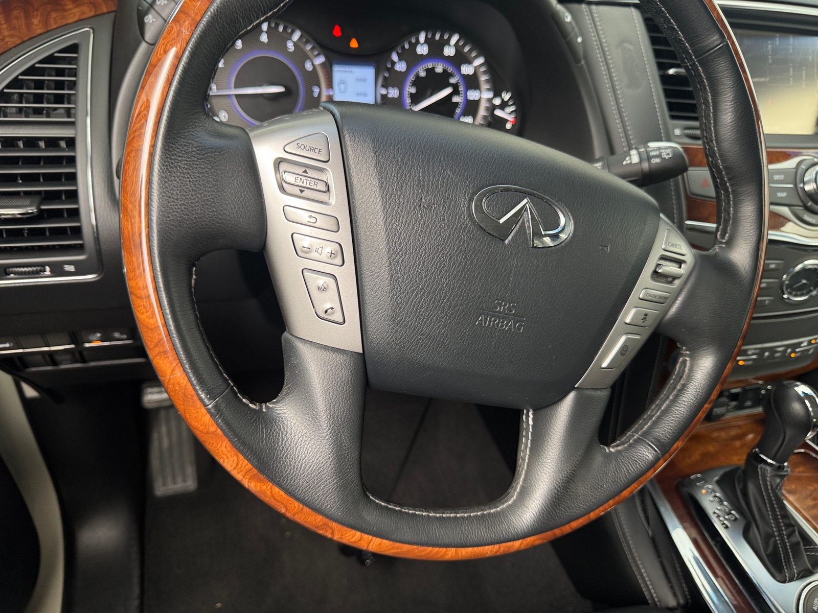 Thumbnail: 2017 INFINITI QX80 - 4