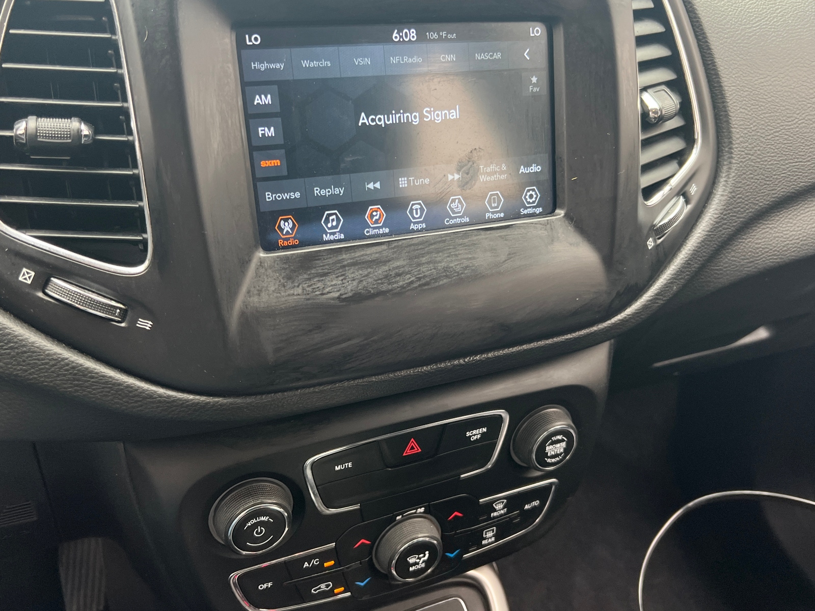 Thumbnail: 2018 Jeep Compass - 4