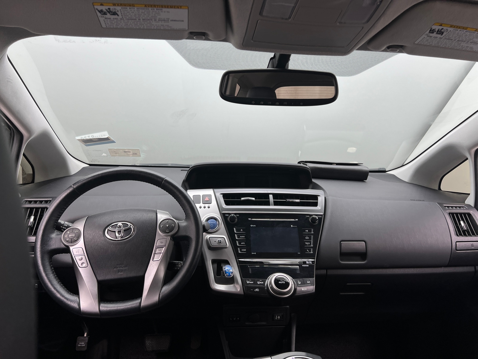 Thumbnail: 2017 Toyota Prius v - 2