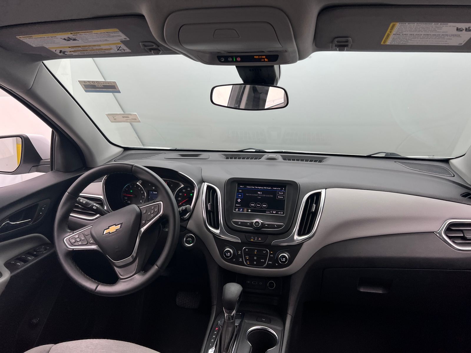 Thumbnail: 2023 Chevrolet Equinox - 3