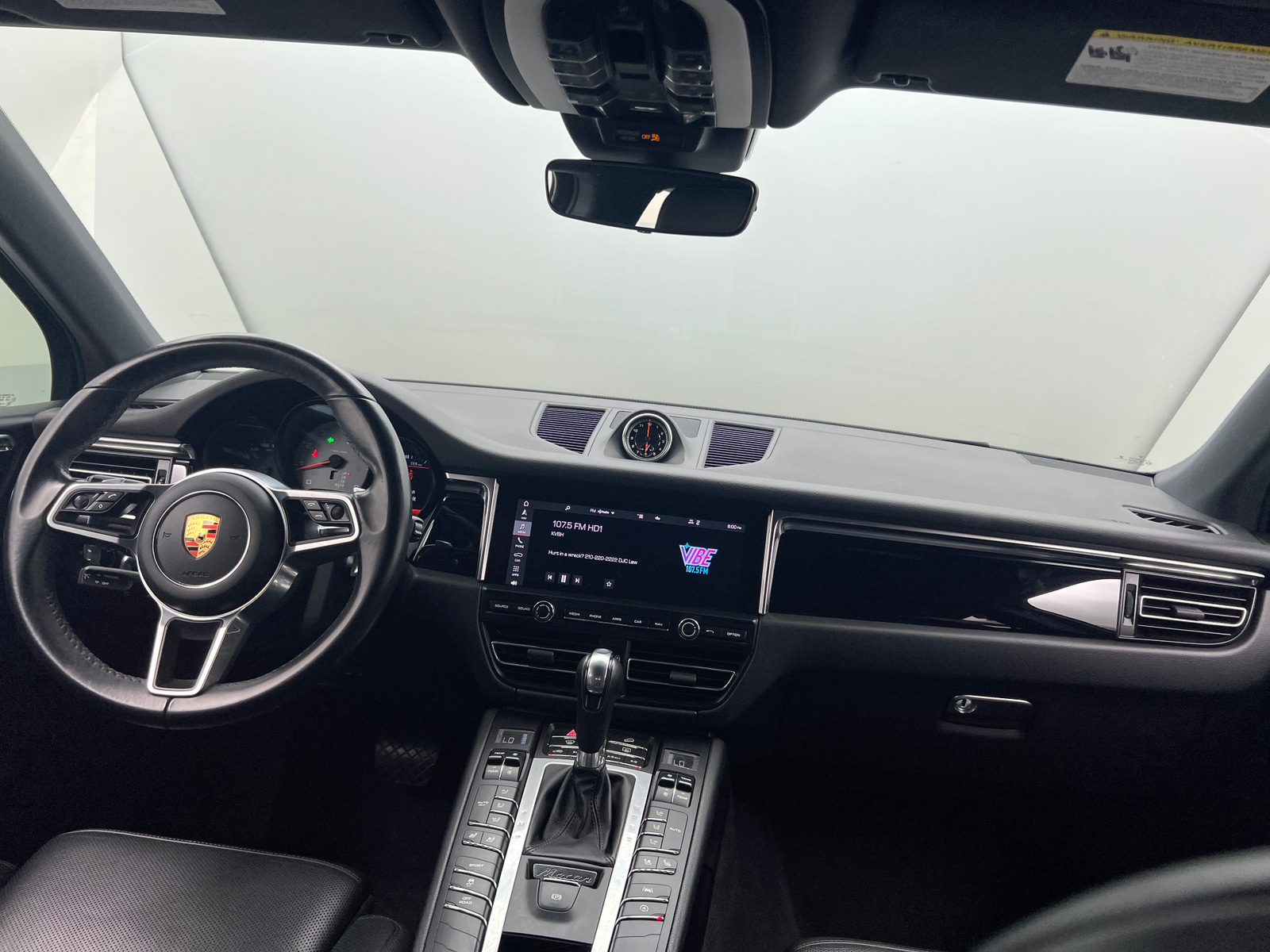Thumbnail: 2021 Porsche Macan - 2