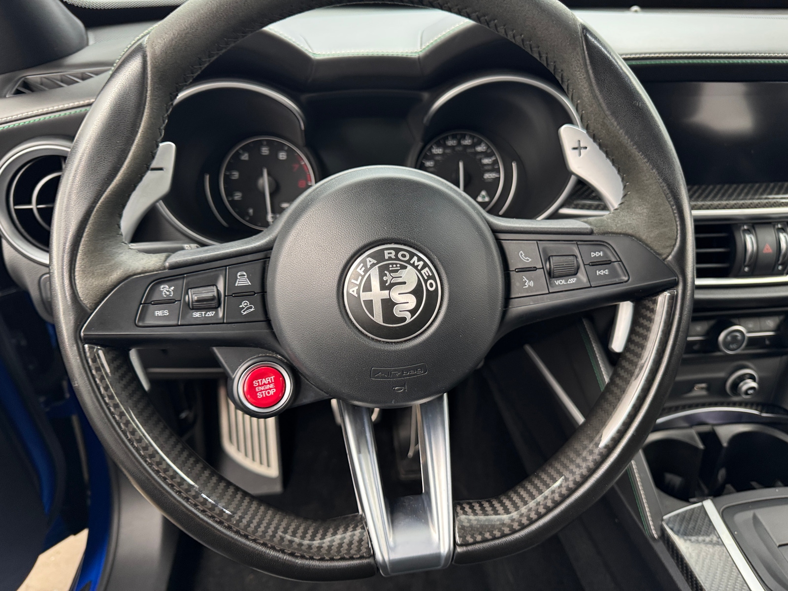 Thumbnail: 2018 Alfa Romeo Stelvio - 4
