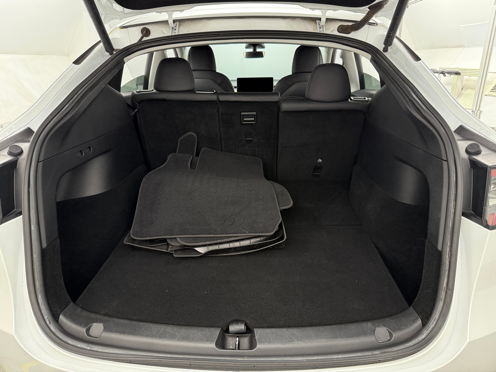 Thumbnail: 2021 Tesla Model Y - 6