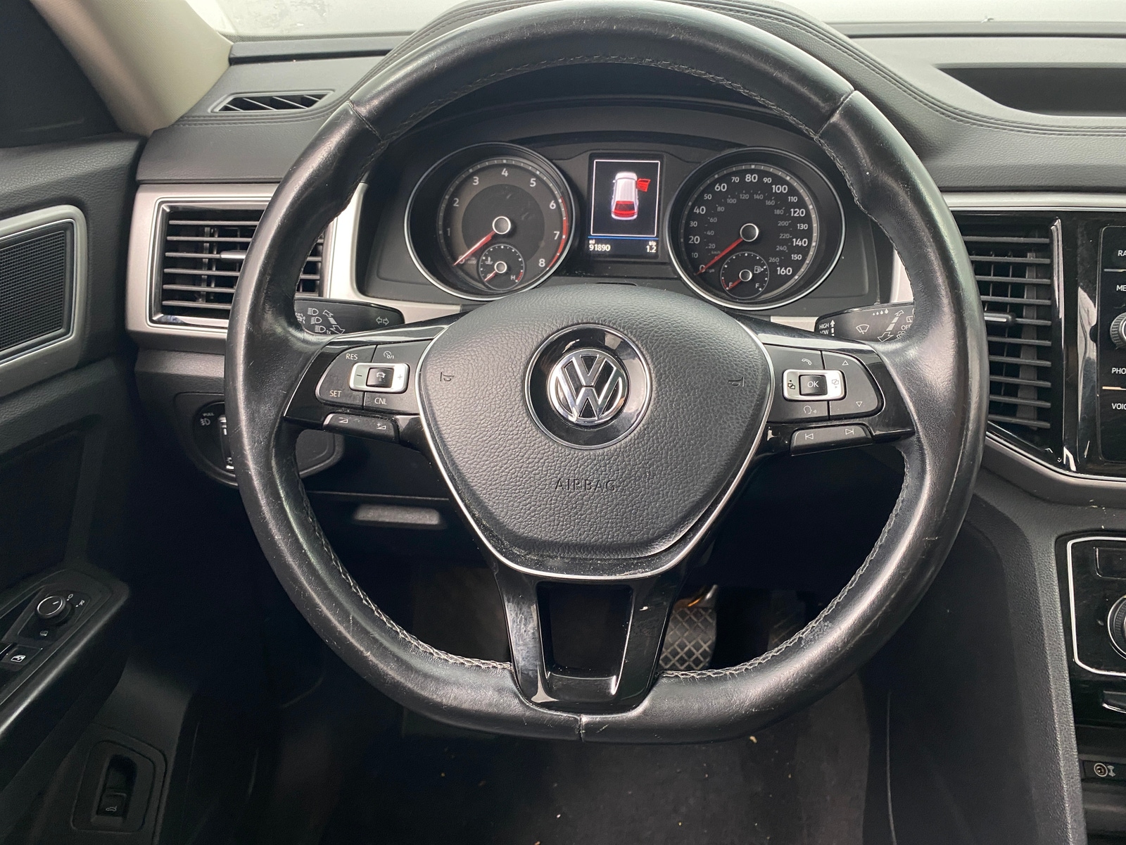 Thumbnail: 2018 Volkswagen Atlas - 4