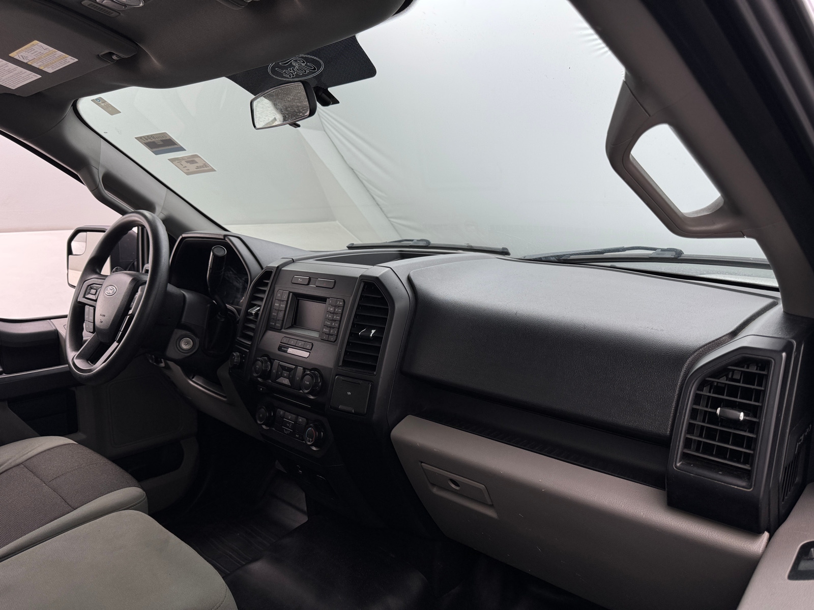 Thumbnail: 2017 Ford Econoline - 3