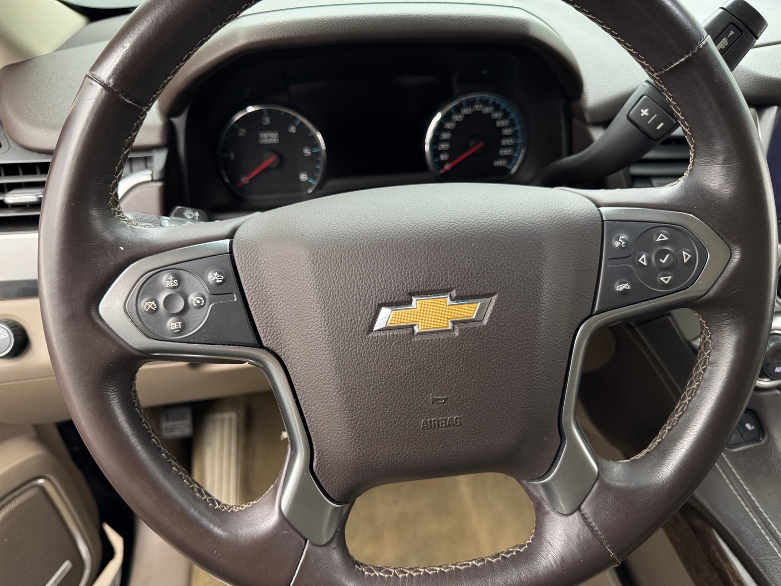 Thumbnail: 2017 Chevrolet Tahoe - 4