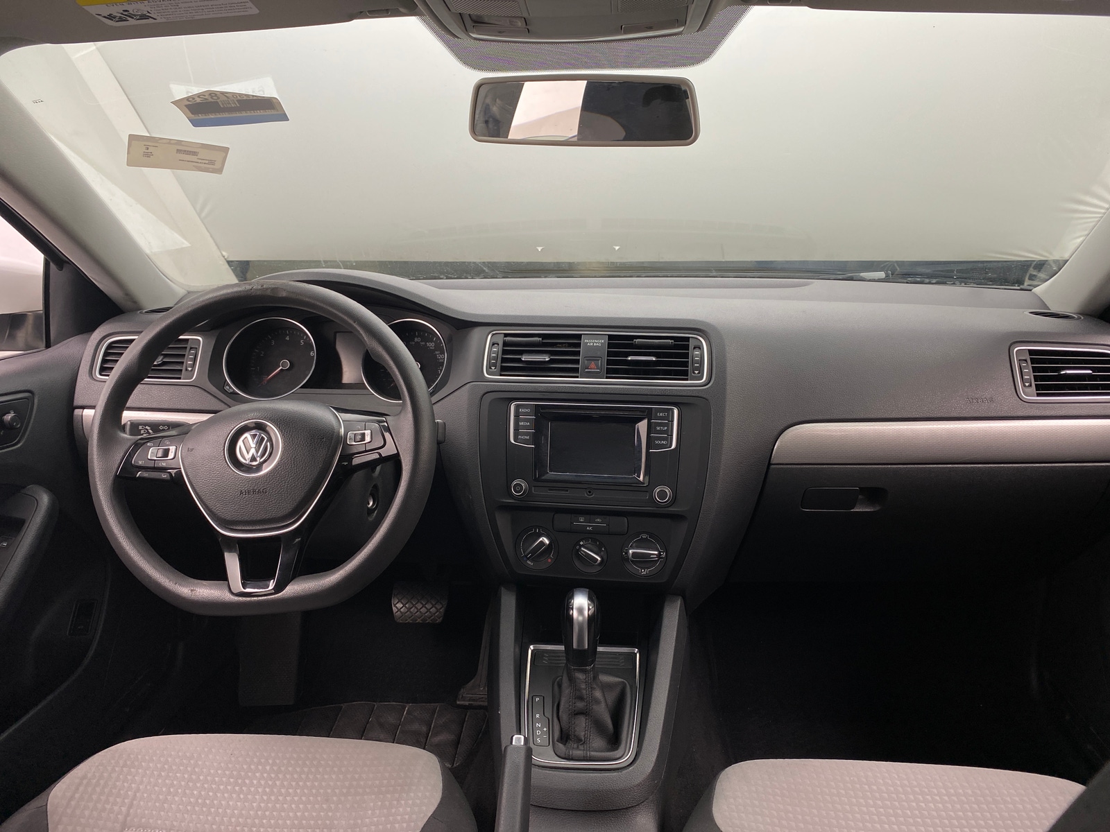 Thumbnail: 2017 Volkswagen Jetta - 3