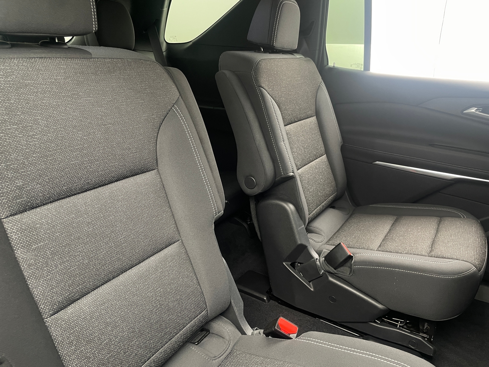 Thumbnail: 2025 Chevrolet Traverse - 6