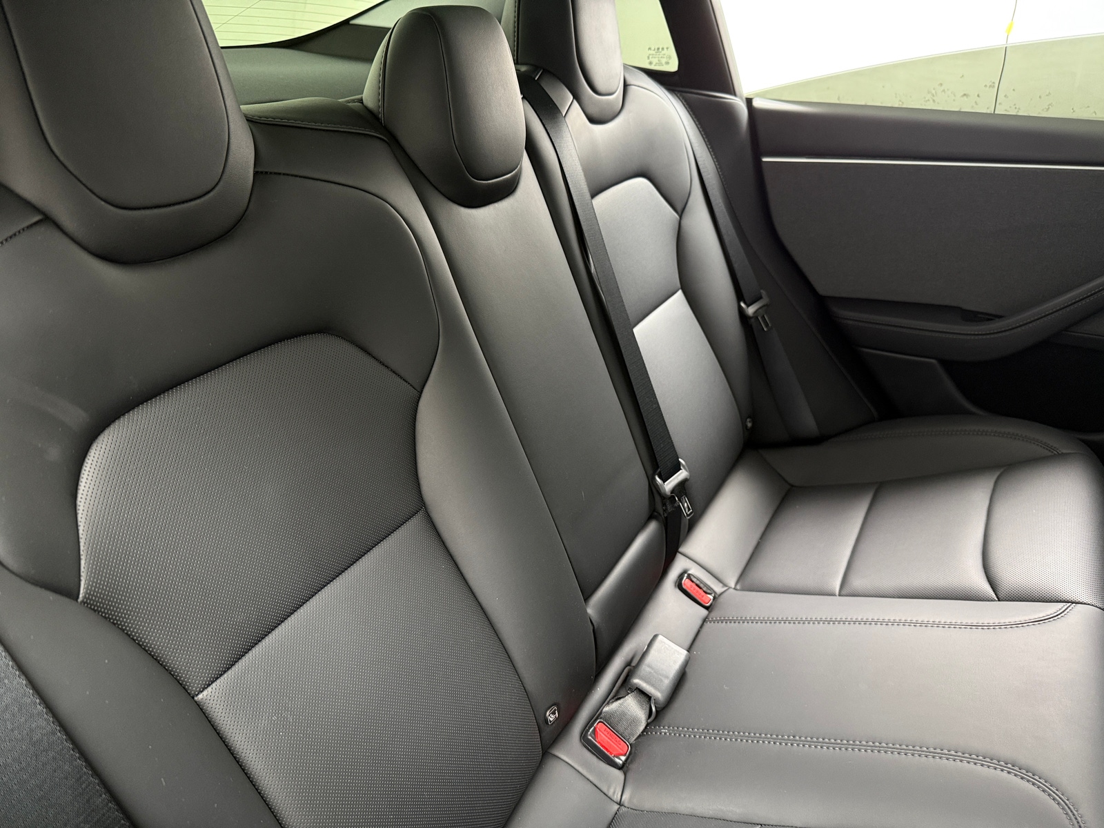 Thumbnail: 2025 Tesla Model 3 - 5