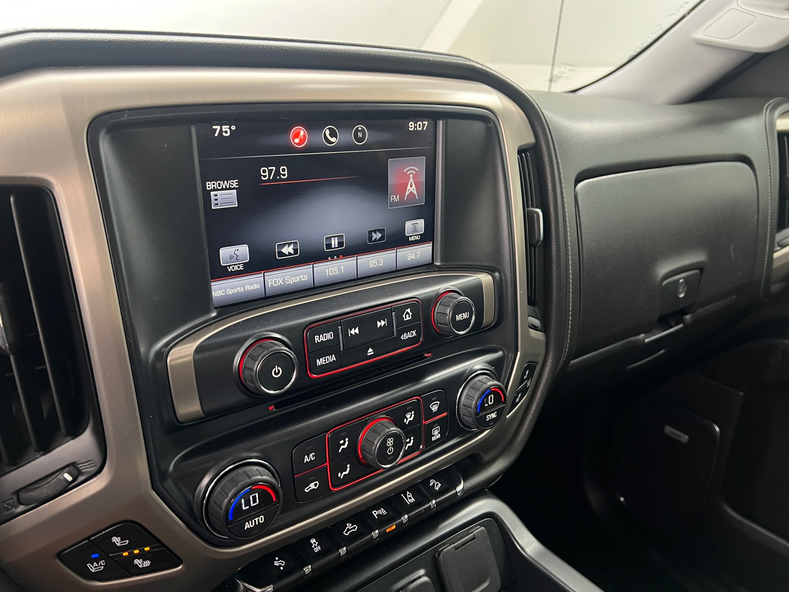 Thumbnail: 2015 GMC Sierra 1500 - 3