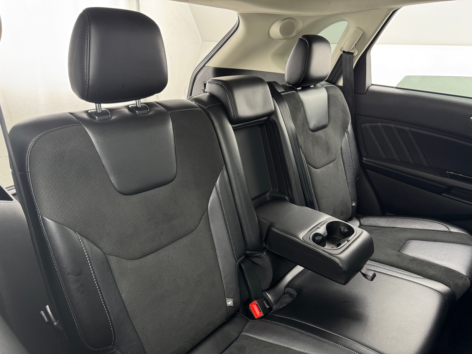 Thumbnail: 2015 Ford Edge - 6