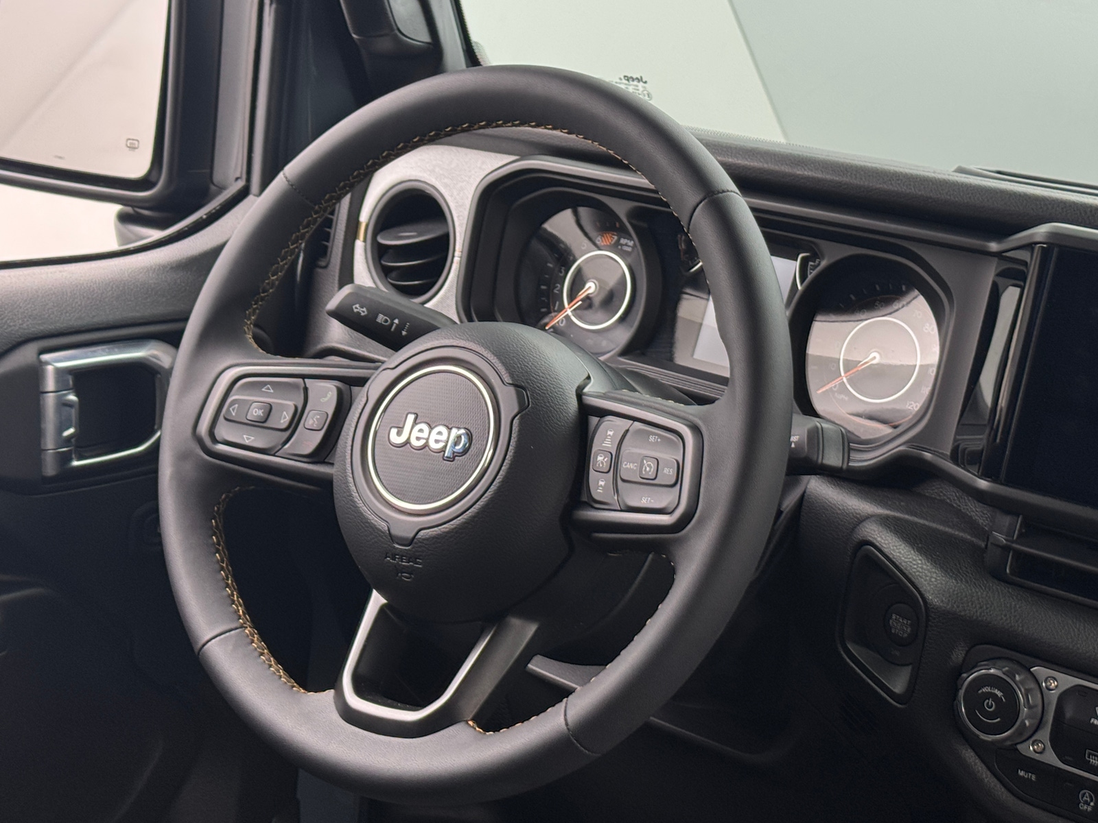 Thumbnail: 2024 Jeep Wrangler - 5