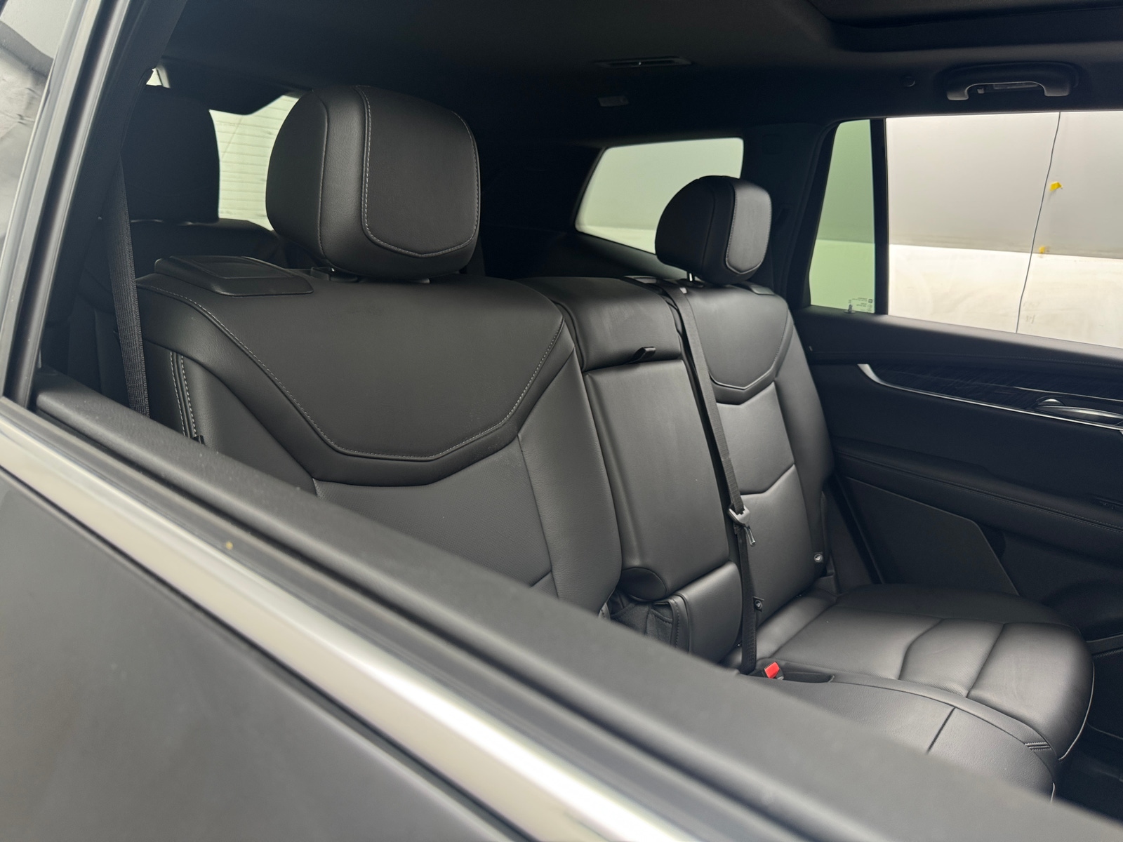 Thumbnail: 2025 Cadillac XT6 - 5