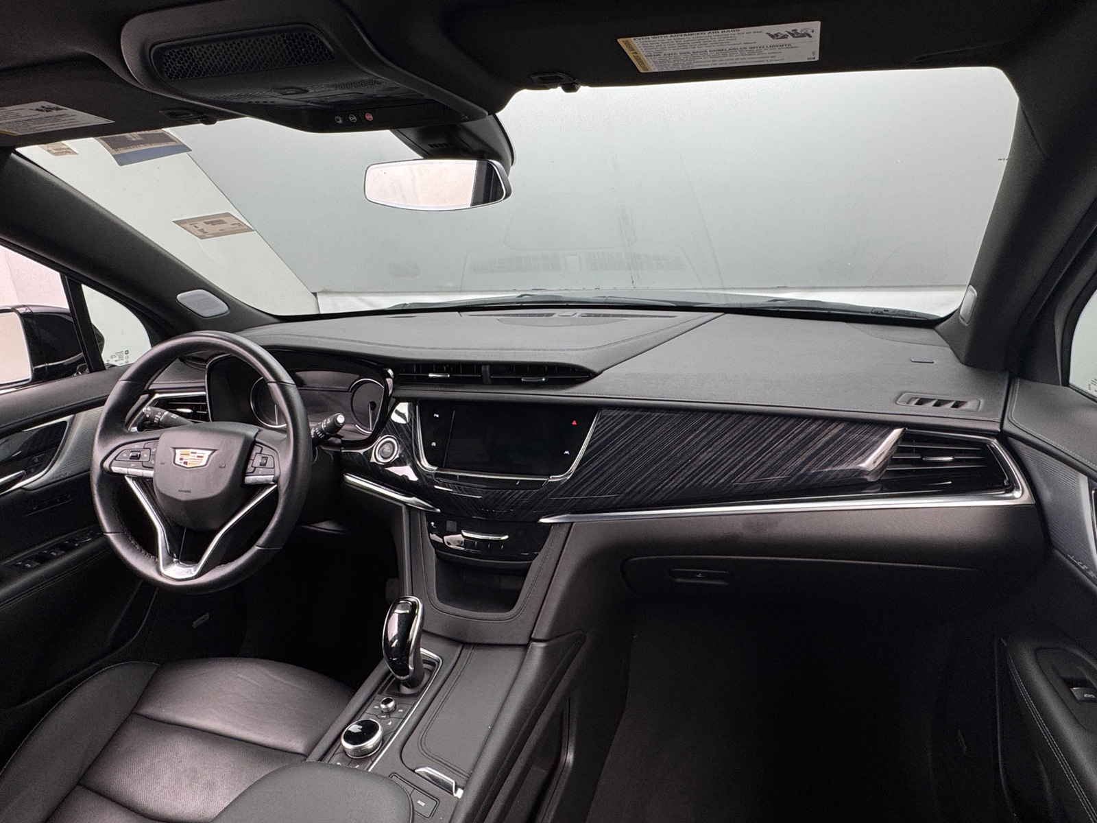 Thumbnail: 2025 Cadillac XT6 - 2