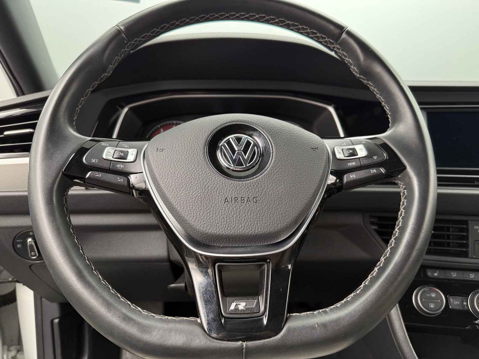 Thumbnail: 2021 Volkswagen Jetta - 4
