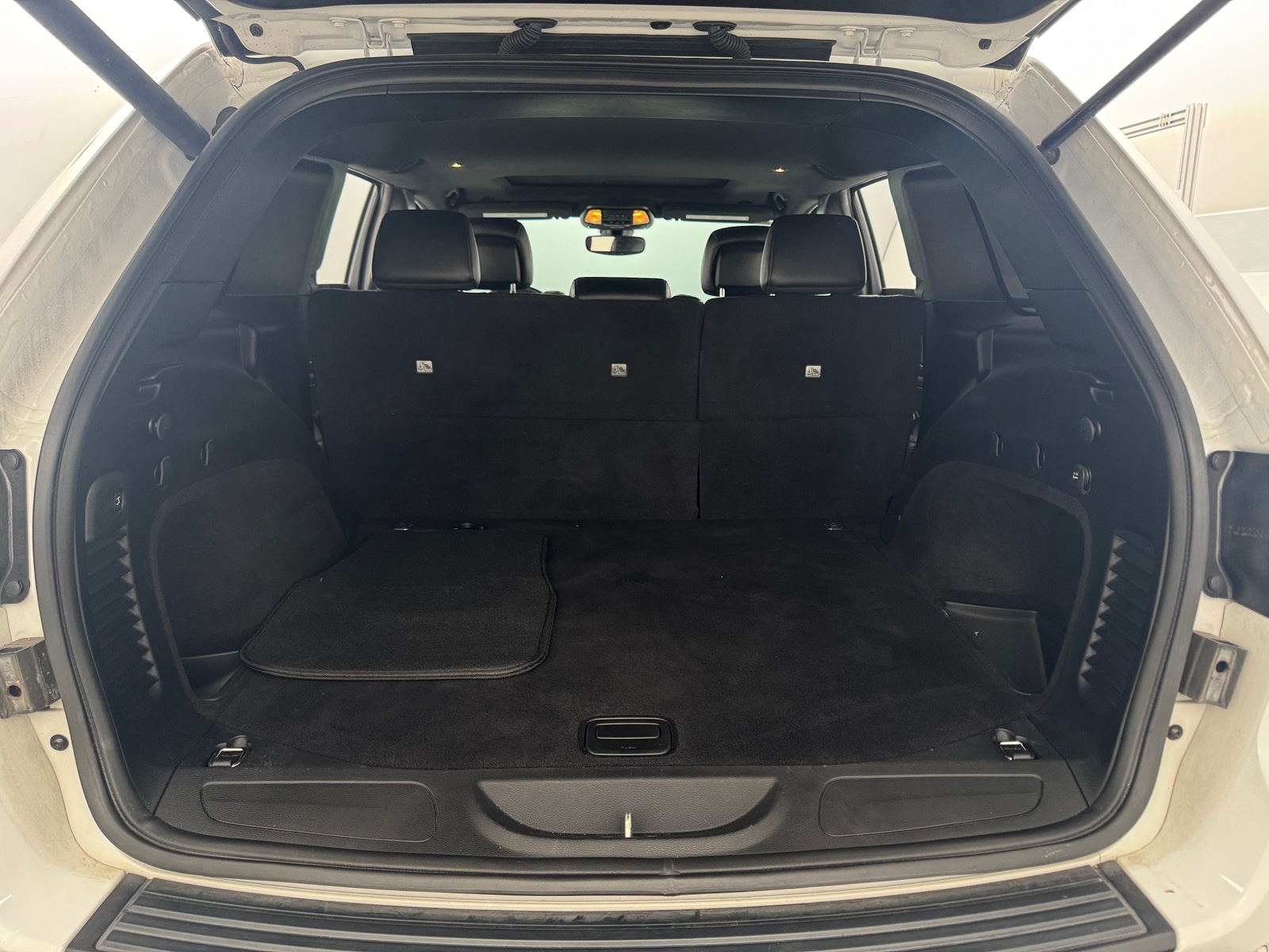 Thumbnail: 2020 Jeep Grand Cherokee - 7