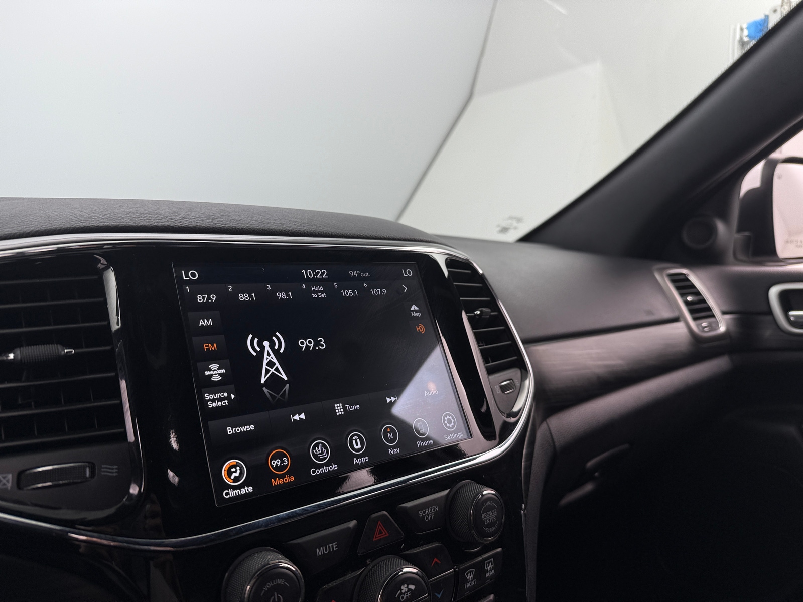Thumbnail: 2020 Jeep Grand Cherokee - 4