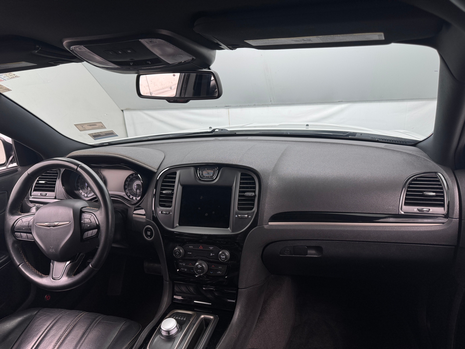 Thumbnail: 2017 Chrysler 300 - 2