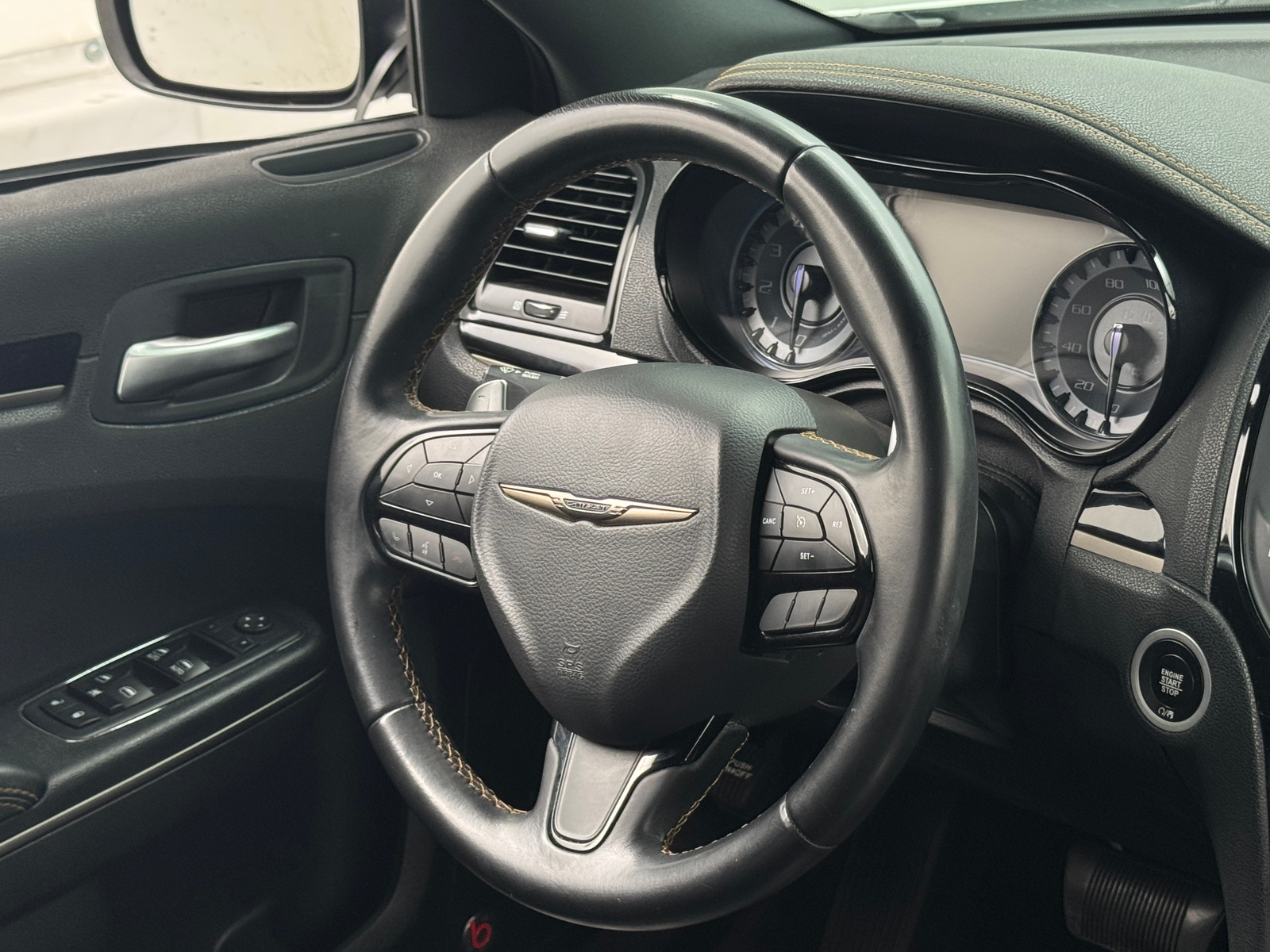 Thumbnail: 2017 Chrysler 300 - 4