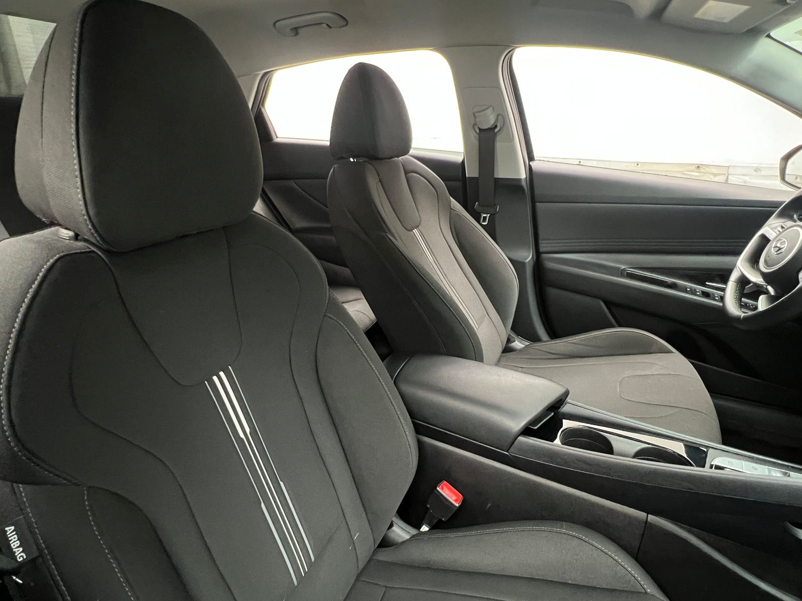 Thumbnail: 2021 Hyundai Elantra - 2