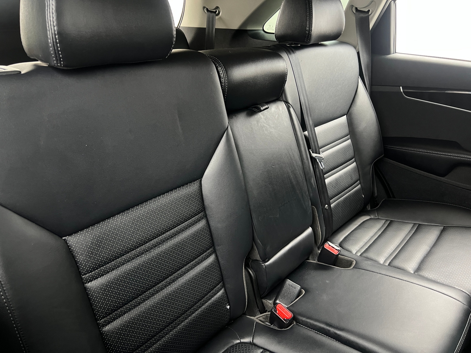 Thumbnail: 2019 Kia Sorento - 5