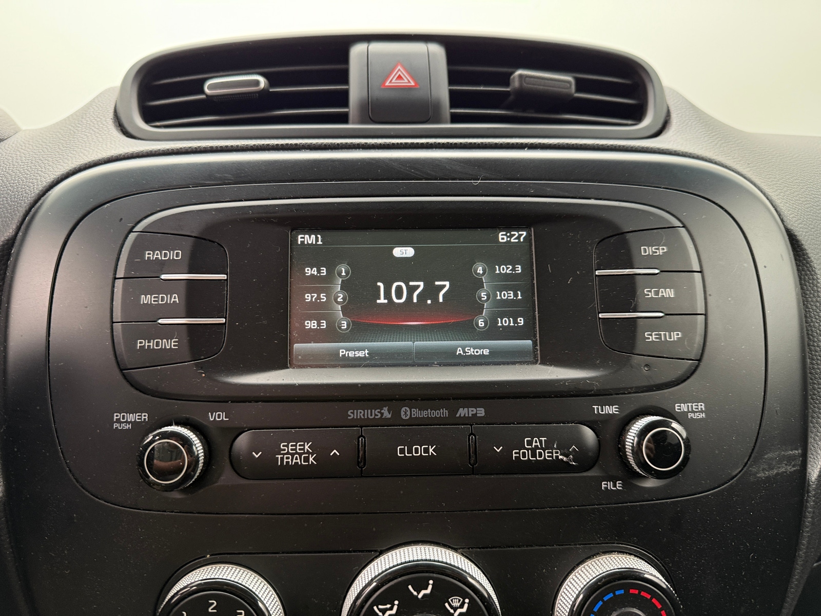 Thumbnail: 2016 Kia Soul - 4