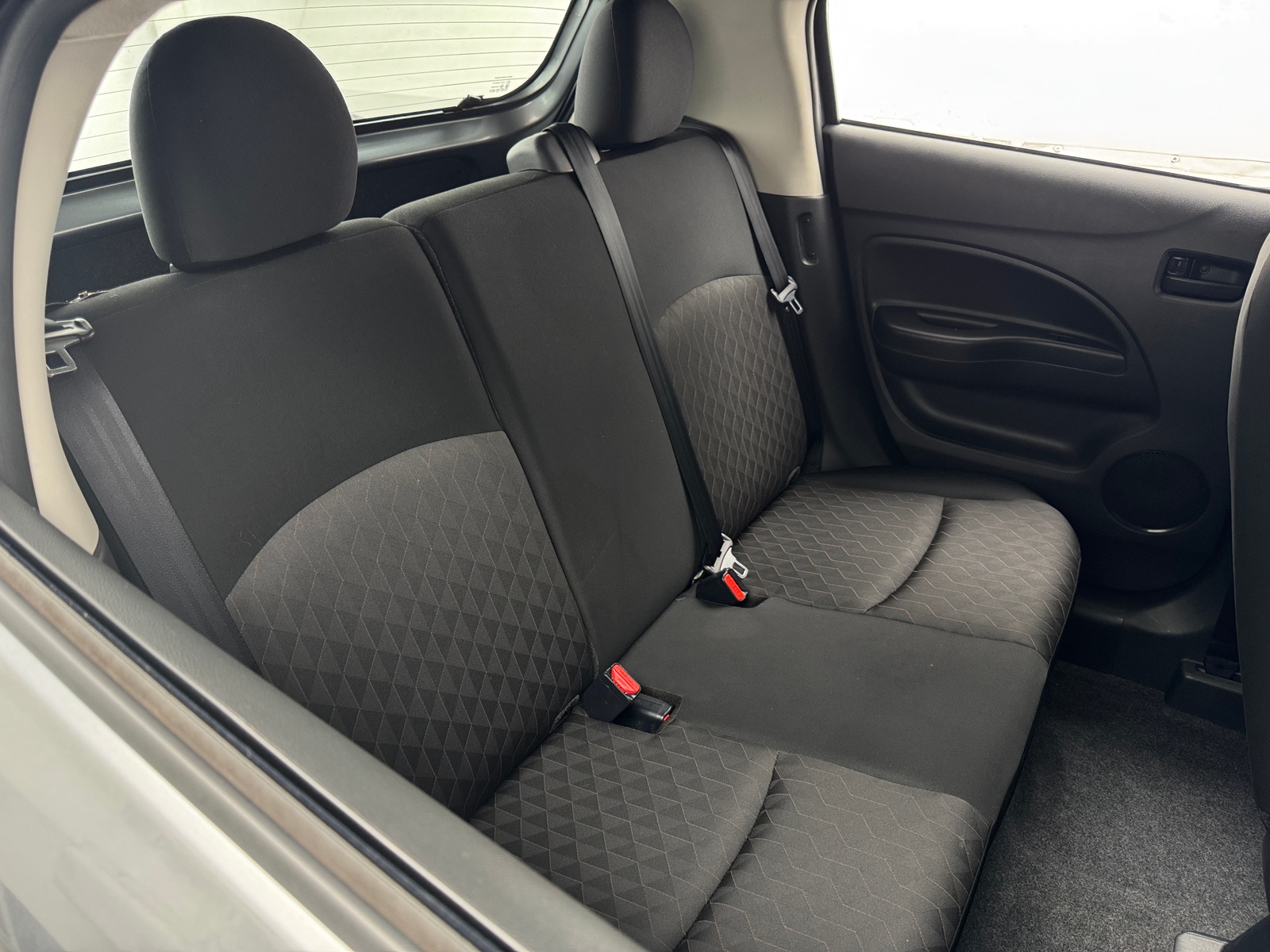 Thumbnail: 2021 Mitsubishi Mirage - 6