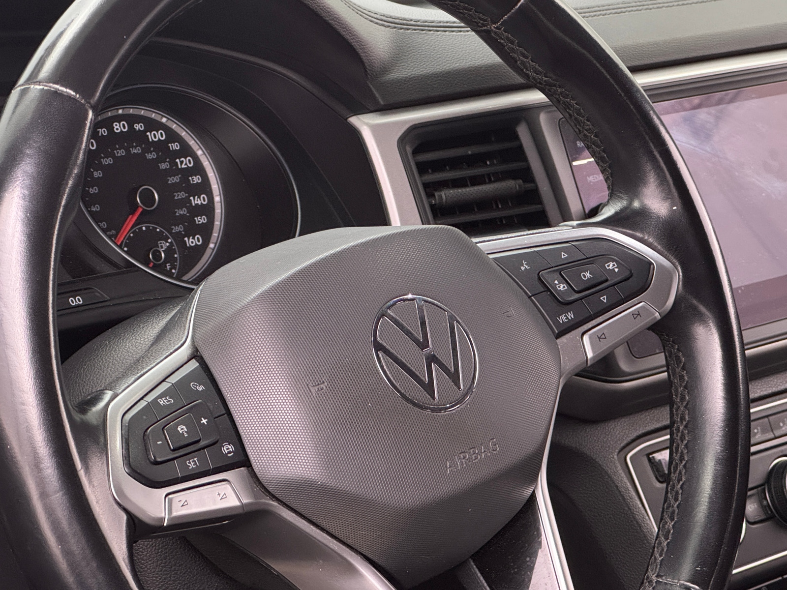 Thumbnail: 2020 Volkswagen Atlas - 4