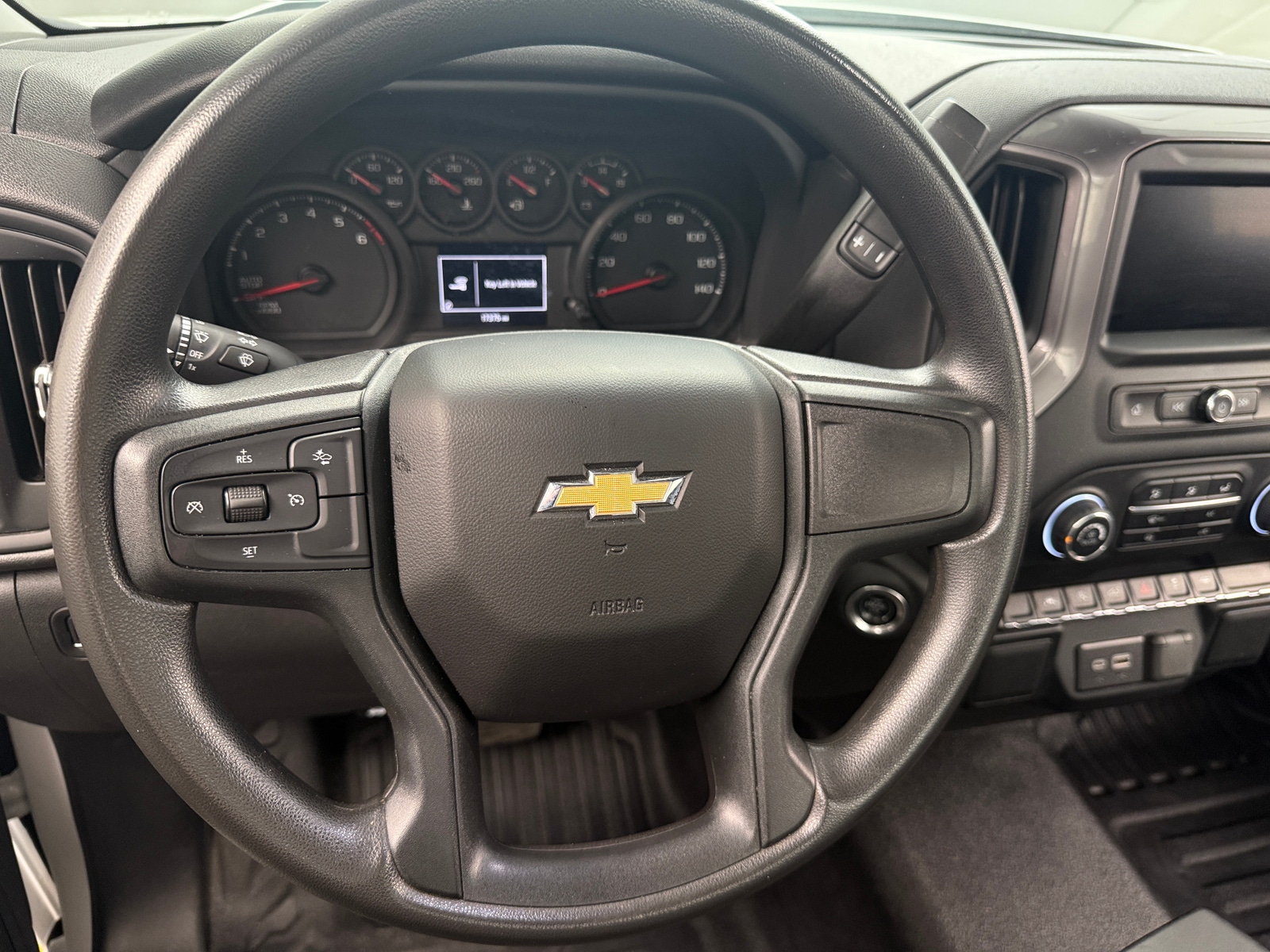 Thumbnail: 2024 Chevrolet Silverado 1500 - 4