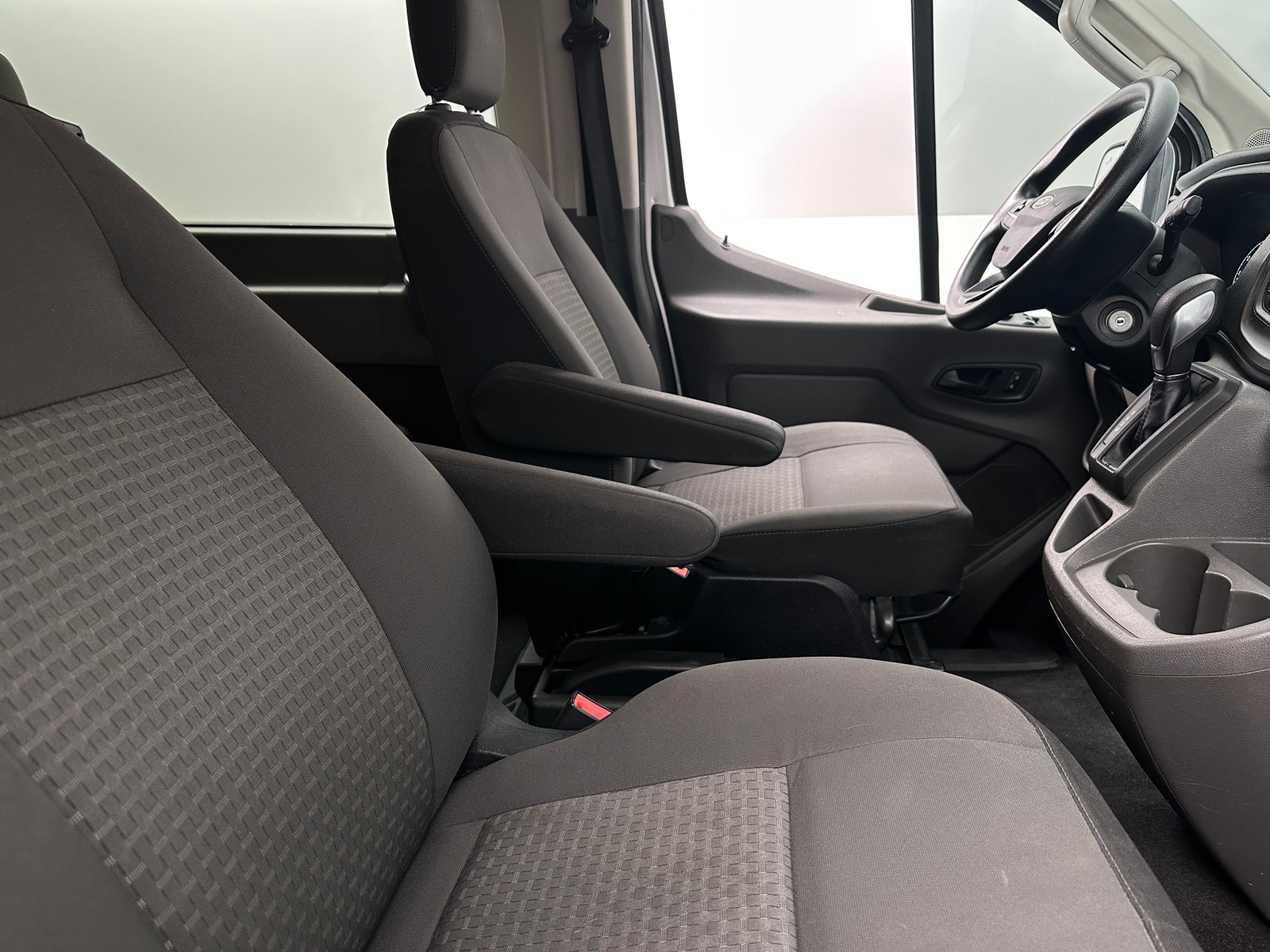 Thumbnail: 2020 Ford Econoline - 2