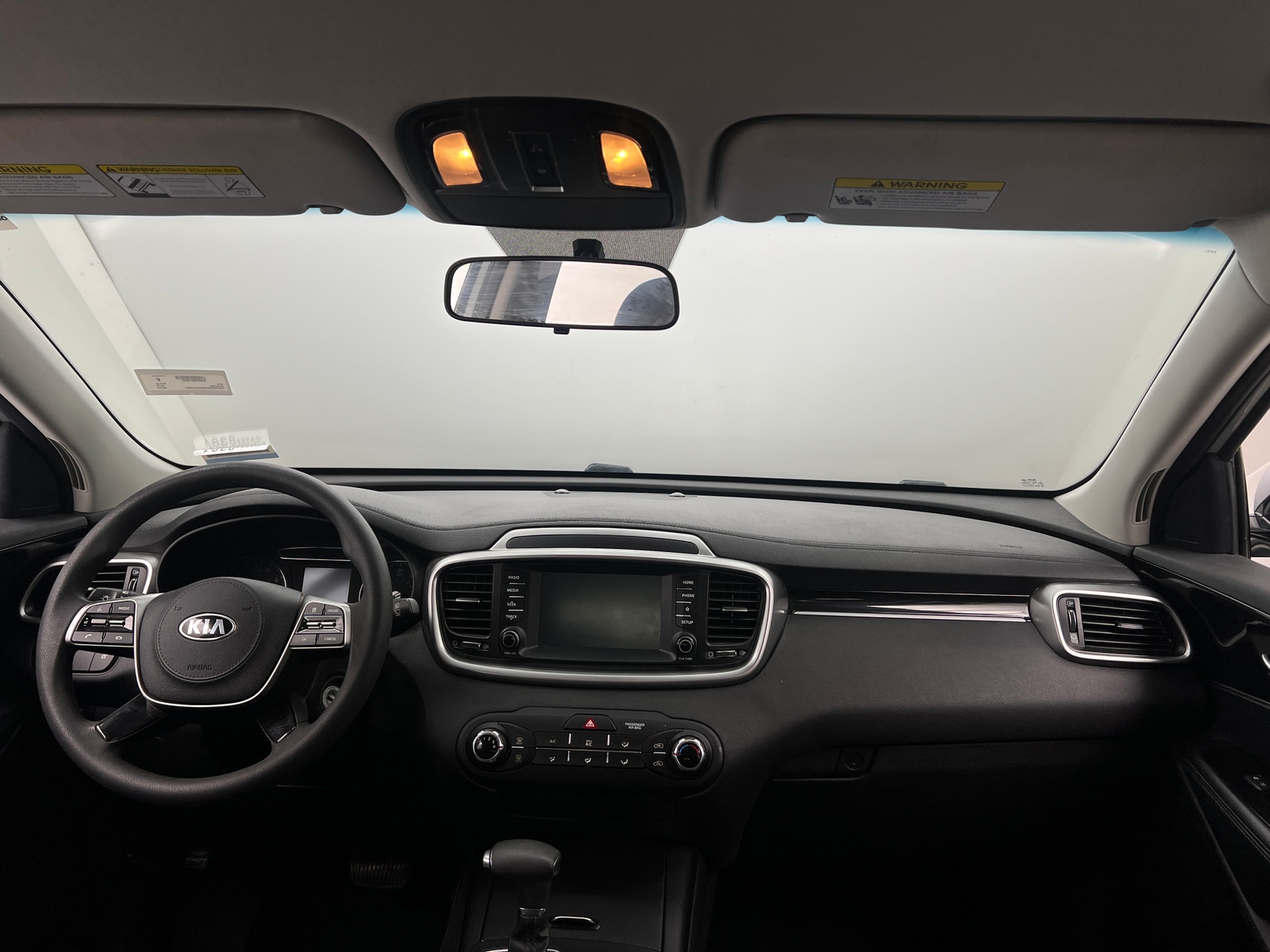 Thumbnail: 2019 Kia Sorento - 3
